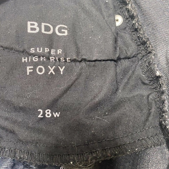 Urban Outfitters BDG Super High Rise Foxy Black Denim Button Fly Shorts 28w - Picture 6 of 8